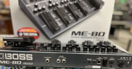 BOSS - ME-80 Multi Effects Floor Processor 2